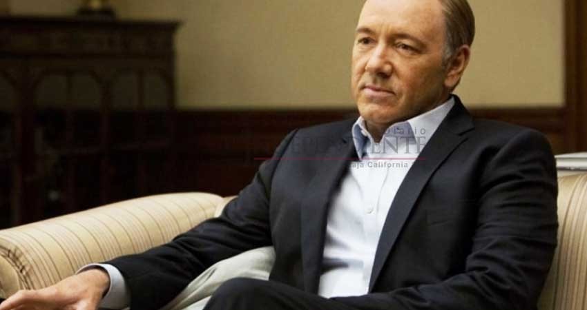 Spacey es investigado en Reino Unido por agresión sexual Spacey es investigado en Reino Unido por agresión sexual