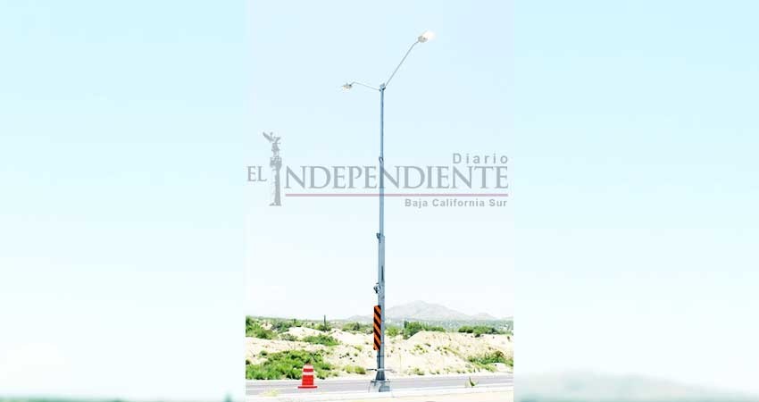 Ayto de Los Cabos no recibirá obra de luminarias de la Transpeninsular con desperfectos Ayto de Los Cabos no recibirá obra de luminarias de la Transpeninsular con desperfectos