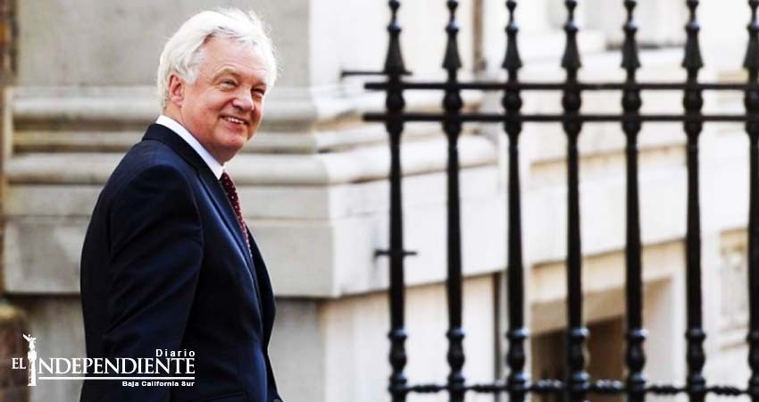 Renuncia secretario británico para el Brexit Renuncia secretario británico para el Brexit