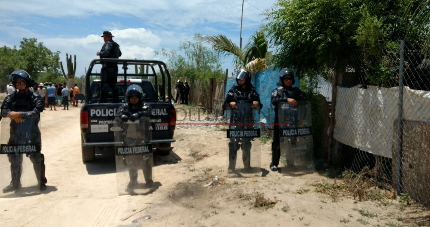 Realizan desalojo en asentamiento irregular “Real Unidad” de Cabo San Lucas Realizan desalojo en asentamiento irregular “Real Unidad” de Cabo San Lucas