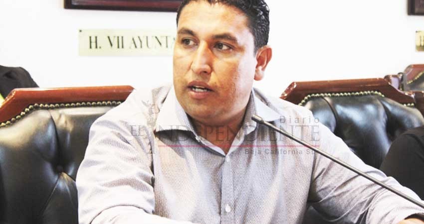Tras 16 años de militancia, renuncia Samir Savin al PRD Tras 16 años de militancia, renuncia Samir Savin al PRD