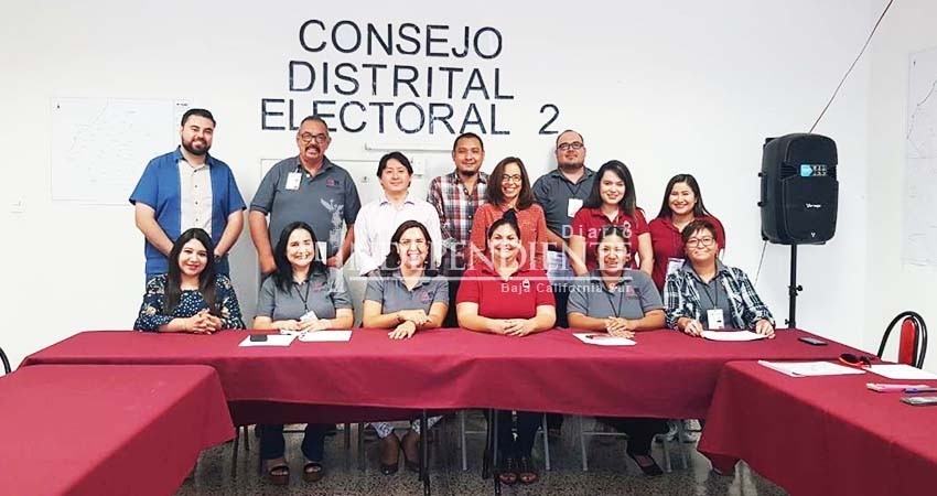 Concluyen trabajos de consejos distritales del IEE 