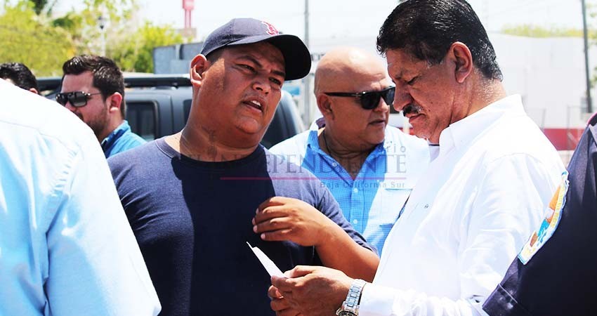 Solicitan incremento salarial Bomberos de La Paz