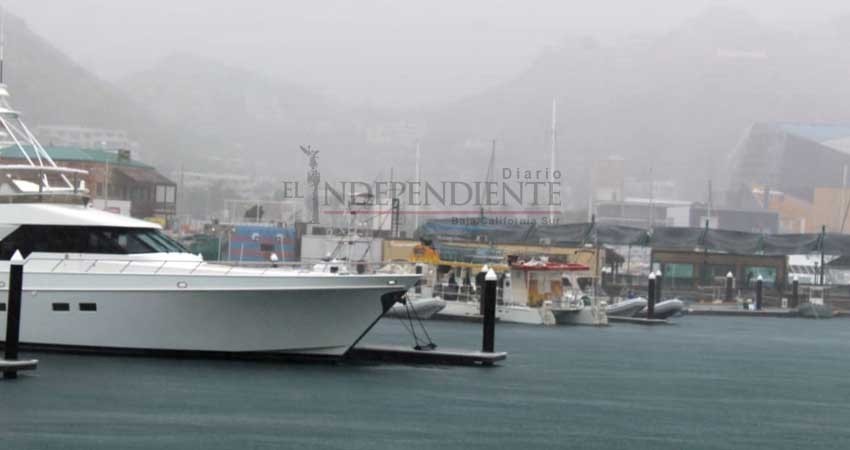 Permanece cerrado Puerto de Cabo San Lucas a todo tipo de navegación Permanece cerrado Puerto de Cabo San Lucas a todo tipo de navegación