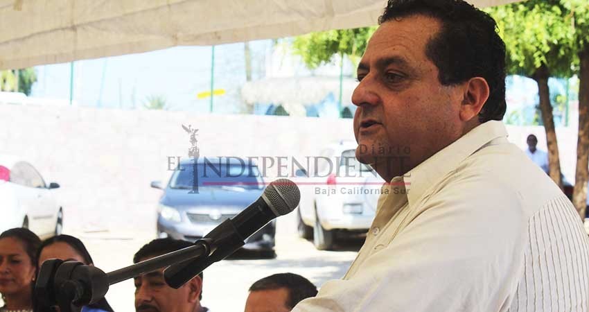 Cuestionan estudiantes a gobernador sobre operatividad de la Casa del Estudiante Sudcaliforniano en CDMX Cuestionan estudiantes a gobernador sobre operatividad de la Casa del Estudiante Sudcaliforniano en CDMX