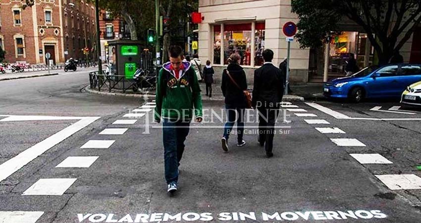 Cuidado, las calles de Madrid terminarán tapizadas de poesía Cuidado, las calles de Madrid terminarán tapizadas de poesía
