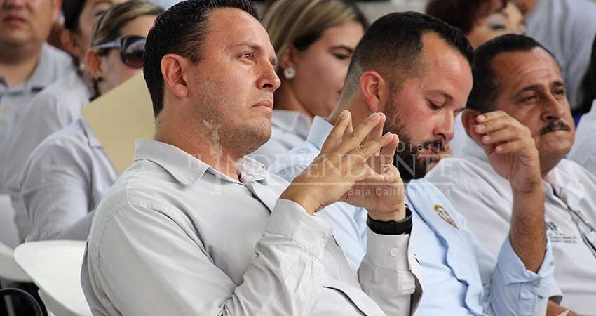 Quería “moche” por tramitar plazas sindicales para el Congreso BCS