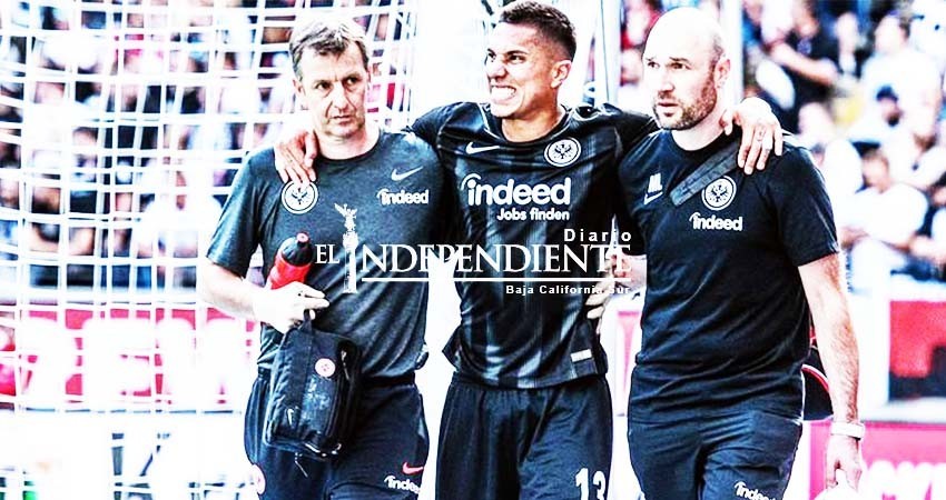 Carlos Salcedo salió lesionado con el Frankfurt; es duda para amistosos del Tri Carlos Salcedo salió lesionado con el Frankfurt; es duda para amistosos del Tri