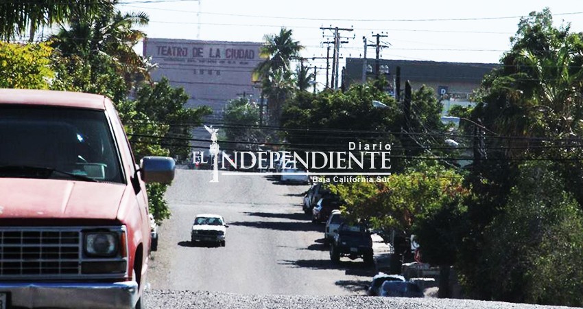 Sin agua diversos negocios del Centro de La Paz Sin agua diversos negocios del Centro de La Paz