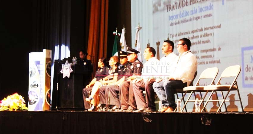 Gendarmería realiza el Décimo Conversatorio por tu Seguridad: Diálogo para Prevenir la Trata de Personas en Los Cabos Gendarmería realiza el Décimo Conversatorio por tu Seguridad: Diálogo para Prevenir la Trata de Personas en Los Cabos