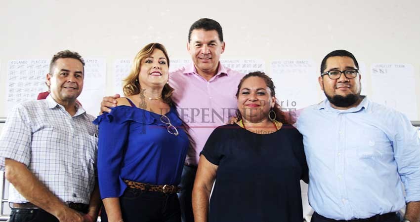 Uno de estos personajes dirigirá el Instituto Municipal de Cultura de La Paz Uno de estos personajes dirigirá el Instituto Municipal de Cultura de La Paz