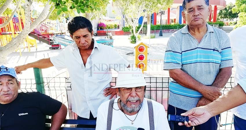 Insisten pescadores Sudcalifornianos a Semarnat "no queremos área natural protegida" Insisten pescadores Sudcalifornianos a Semarnat "no queremos área natural protegida"
