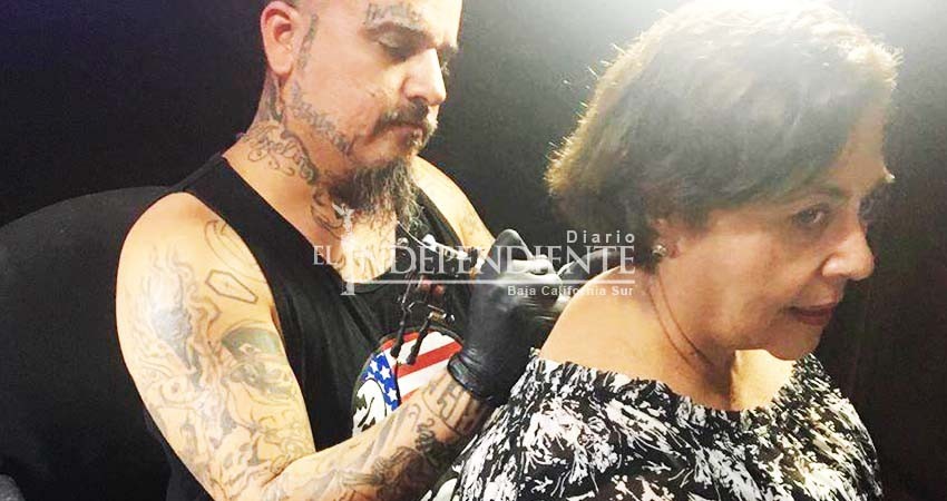 Denuncian a la COEPRIS de corrupción y discriminación contra un estudio de tatuajes Denuncian a la COEPRIS de corrupción y discriminación contra un estudio de tatuajes