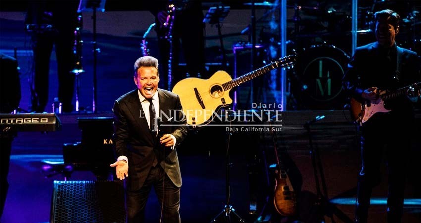 Luis Miguel conquista Las Vegas pese a fallas de sonido Luis Miguel conquista Las Vegas pese a fallas de sonido