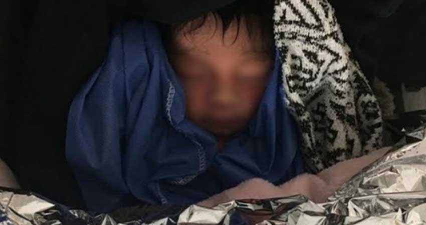Encuentran a bebé abandonado en lote baldío de Oaxaca Encuentran a bebé abandonado en lote baldío de Oaxaca