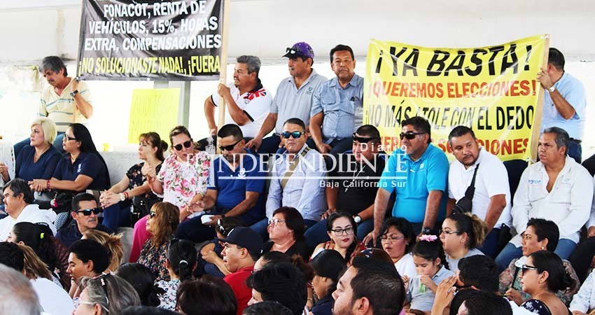Inicia formalmente cambio de dirigencia del Sindicato de Burócratas Inicia formalmente cambio de dirigencia del Sindicato de Burócratas