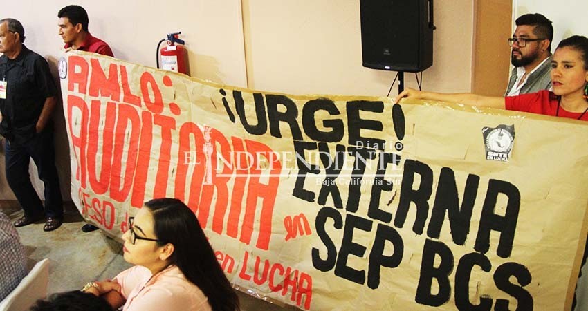 Exigen auditar SEP de Héctor Jiménez frente a Esteban Moctezuma Exigen auditar SEP de Héctor Jiménez frente a Esteban Moctezuma