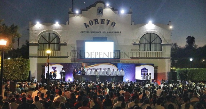 Toma protesta Arely Arce en su segunda ronda como alcaldesa de Loreto Toma protesta Arely Arce en su segunda ronda como alcaldesa de Loreto