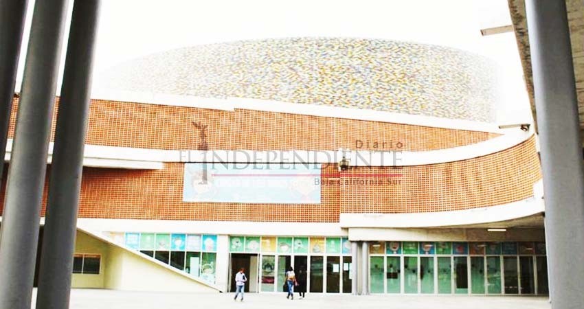 El Centro Cultural Constitución celebra segundo aniversario El Centro Cultural Constitución celebra segundo aniversario