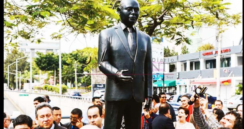 De la restauración al homenaje De la restauración al homenaje
