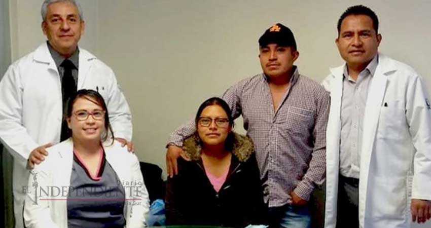 Con todo y bebé extraen útero a madre… y doctores las salvan Con todo y bebé extraen útero a madre… y doctores las salvan