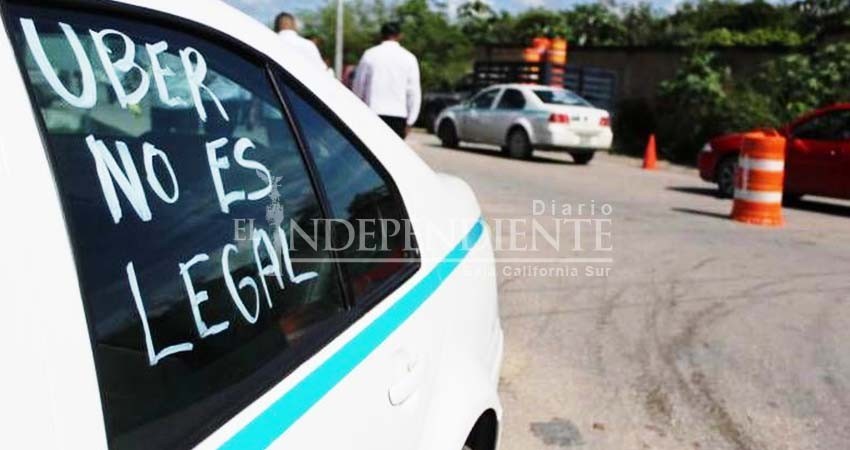 Sí hay cacería contra Uber en Los Cabos Sí hay cacería contra Uber en Los Cabos