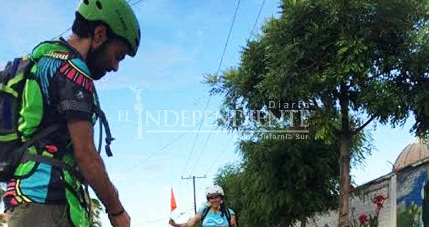 Protestarán por los baches en La Paz con Golfito Urbano Protestarán por los baches en La Paz con Golfito Urbano