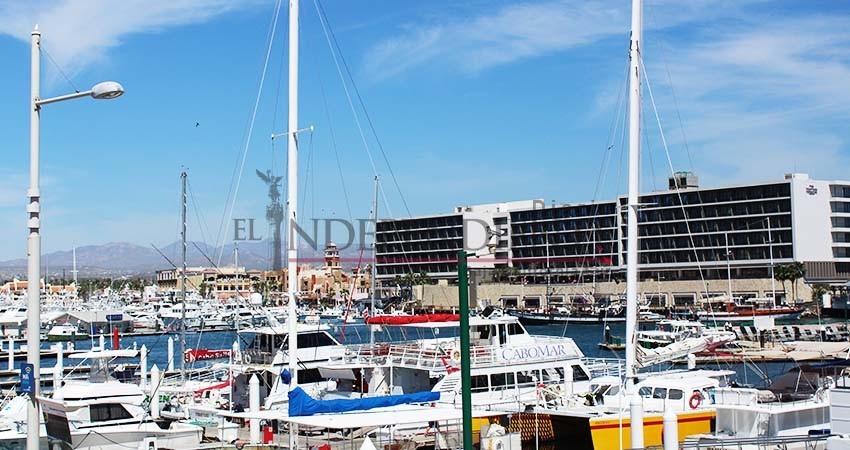 Vuelven las restricciones a la navegación fuera de la Bahía de Cabo San Lucas Vuelven las restricciones a la navegación fuera de la Bahía de Cabo San Lucas