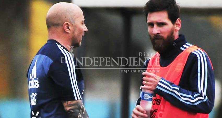 A Messi le pesaba más que a nadie no trascender grupalmente: Sampaoli A Messi le pesaba más que a nadie no trascender grupalmente: Sampaoli