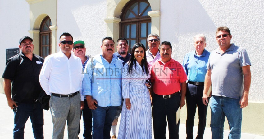 Proponen iniciar foros del transporte en Los Cabos Proponen iniciar foros del transporte en Los Cabos