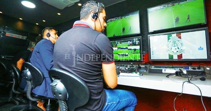 Llega el VAR y con ello vuelven las mujeres al arbitraje en Liga MX Llega el VAR y con ello vuelven las mujeres al arbitraje en Liga MX