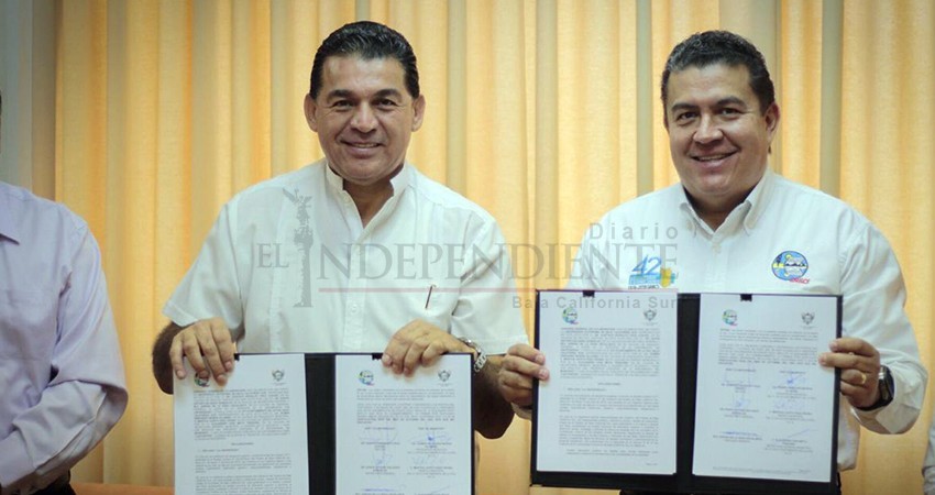 Firman autoridades convenio de colaboración Ayuntamiento La Paz - UABCS Firman autoridades convenio de colaboración Ayuntamiento La Paz - UABCS