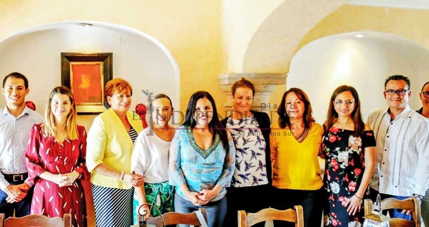 Se reúne alcaldesa de Los Cabos, Baja California Sur con agentes consulares de Canadá