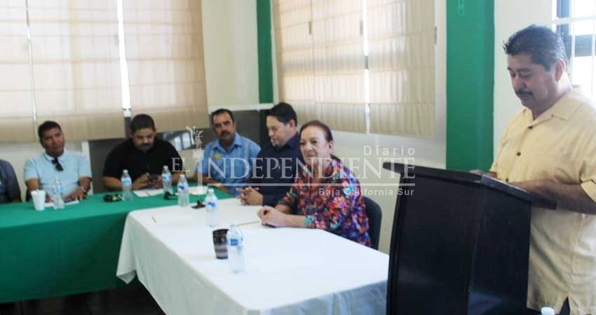 Transportistas de Los Cabos expresan a Congresistas su rechazo a la Ley de Movilidad Transportistas de Los Cabos expresan a Congresistas su rechazo a la Ley de Movilidad