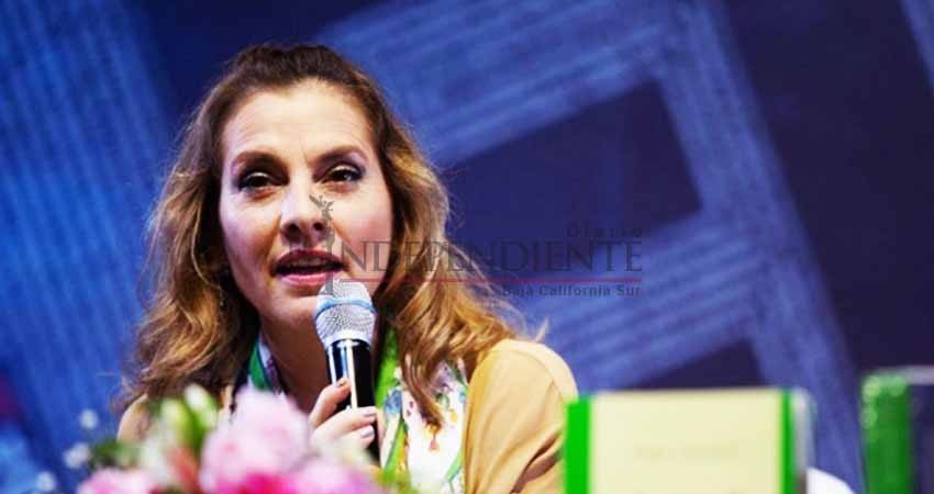 Beatriz Gutiérrez Müller recuerda a la poeta Dolores Castro Varela Beatriz Gutiérrez Müller recuerda a la poeta Dolores Castro Varela