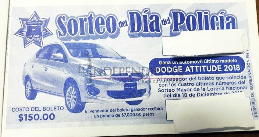 Policías denuncian ser obligados a vender boletos; corporación lo niega Policías denuncian ser obligados a vender boletos; corporación lo niega