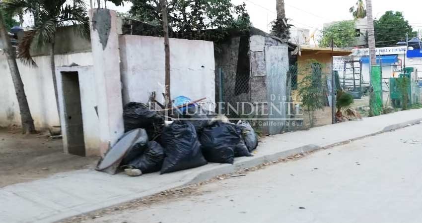 Pondrán en “cintura” a quienes no limpian el frente de sus domicilios y contamine la ciudad Pondrán en “cintura” a quienes no limpian el frente de sus domicilios y contamine la ciudad