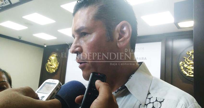 Ley de Movilidad “no es capricho ni antojo del gobierno”: Álvaro de la Peña Ley de Movilidad “no es capricho ni antojo del gobierno”: Álvaro de la Peña
