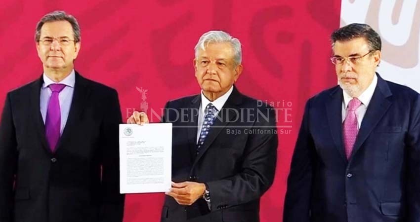 Compromiso cumplido maestras y maestros de México: López Obrador Compromiso cumplido maestras y maestros de México: López Obrador