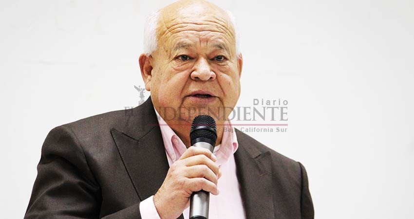 Hablar sobre buscar la gubernatura es “adelantarse”: Víctor Castro Hablar sobre buscar la gubernatura es “adelantarse”: Víctor Castro