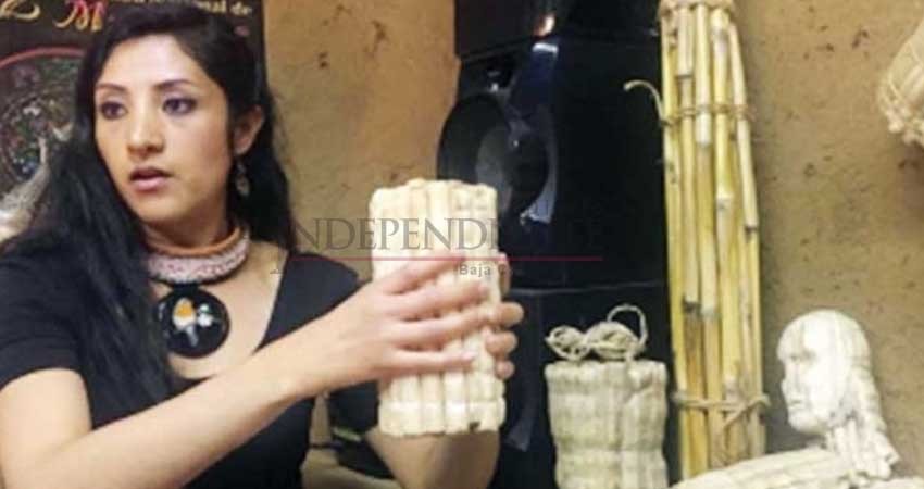 Artesanos crean nacimientos de maíz Artesanos crean nacimientos de maíz