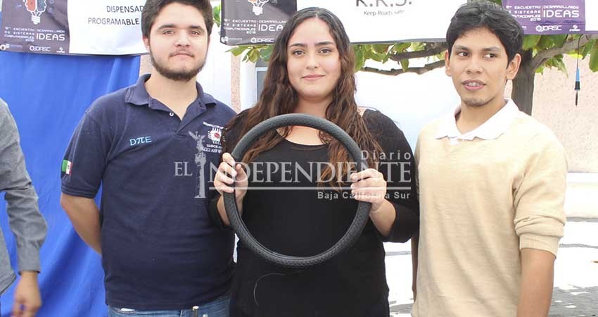 Universitarios desarrollan sistema para prevenir accidentes vehiculares Universitarios desarrollan sistema para prevenir accidentes vehiculares