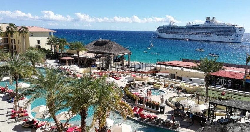 Hoteleros de Los Cabos enviarán agua de sus desaladoras a la red municipal