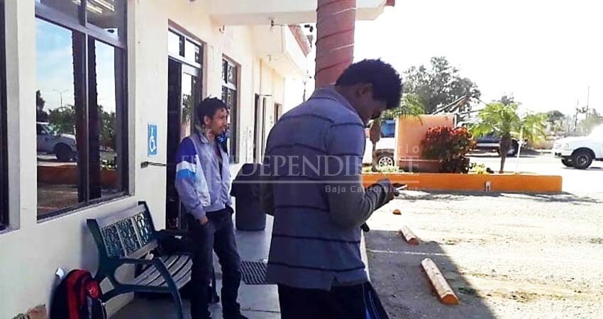 Hondureños “varados” en BCS piden ayuda para llegar a la frontera Hondureños “varados” en BCS piden ayuda para llegar a la frontera