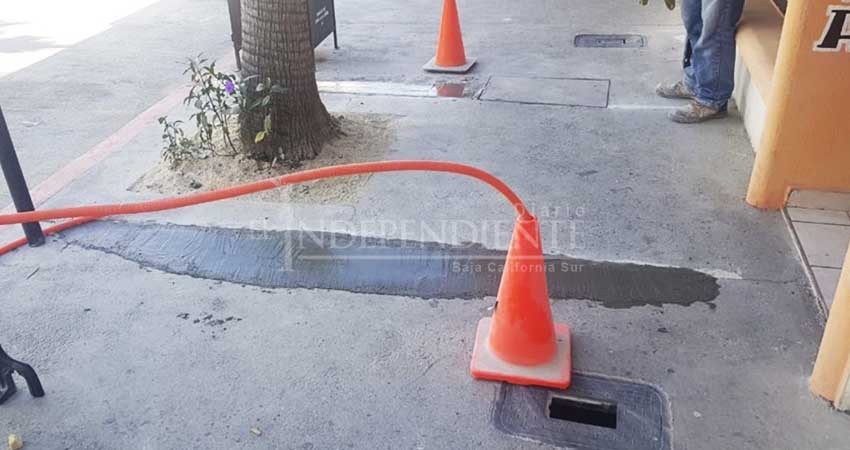 Empresarios de CSL tienen que recurrir a recursos propios para reparar banquetas