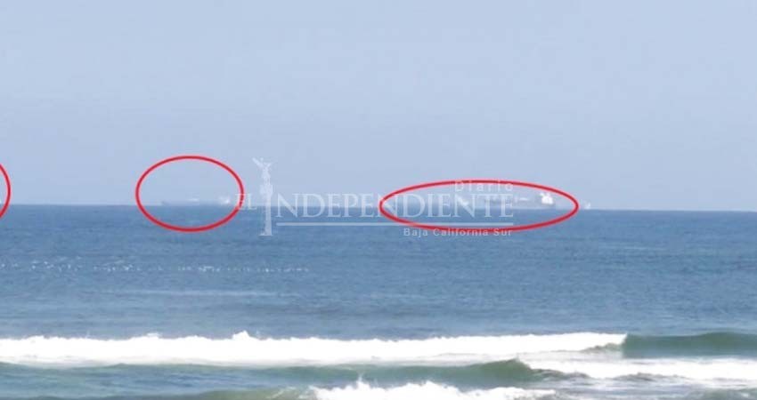 La razón por la que permanecen buques varados en Veracruz