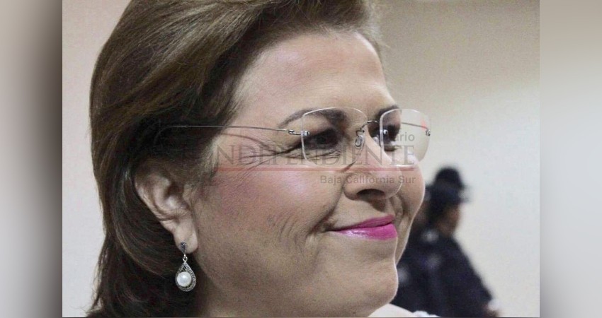 Acusan a Esthela Ponce de pedir ayuda para asesinar a un policía Acusan a Esthela Ponce de pedir ayuda para asesinar a un policía