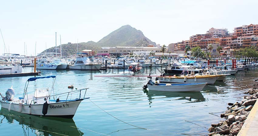 Continúan restricciones en el Puerto de Cabo San Lucas