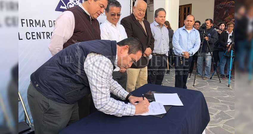 Firman convenio para reactivar el Centro Histórico de La Paz