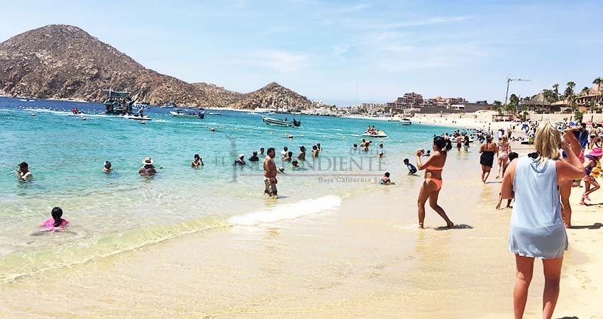 Se reunirán este lunes gobierno municipal y empresarios para buscar soluciones al desorden en El Médano